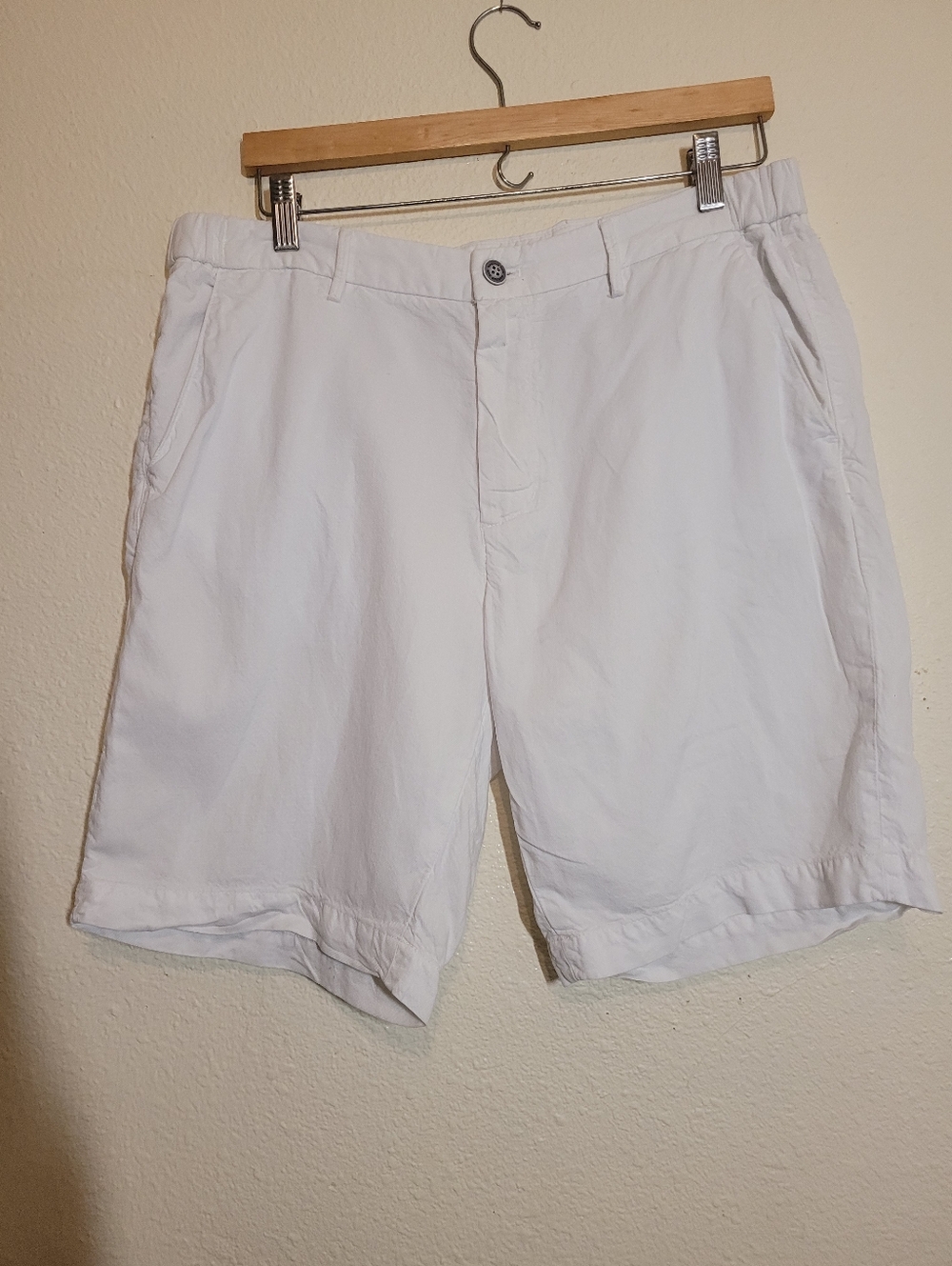 Mossimo Dutti Classic White Women's 14 Cotton Shorts - Lightweight Summer Staple - Picture 2 of 10